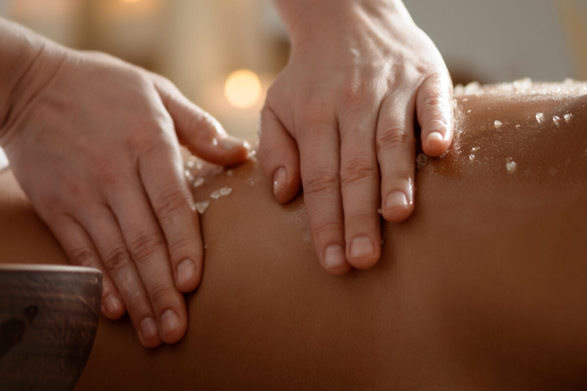 Neck and Shoulder massage in Old street - in Shoreditch EC2A